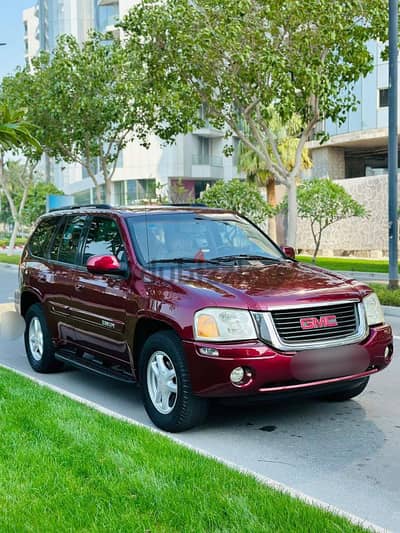 GMC Envoy 2005 Model. Very well maintained Jeep in excellent condition