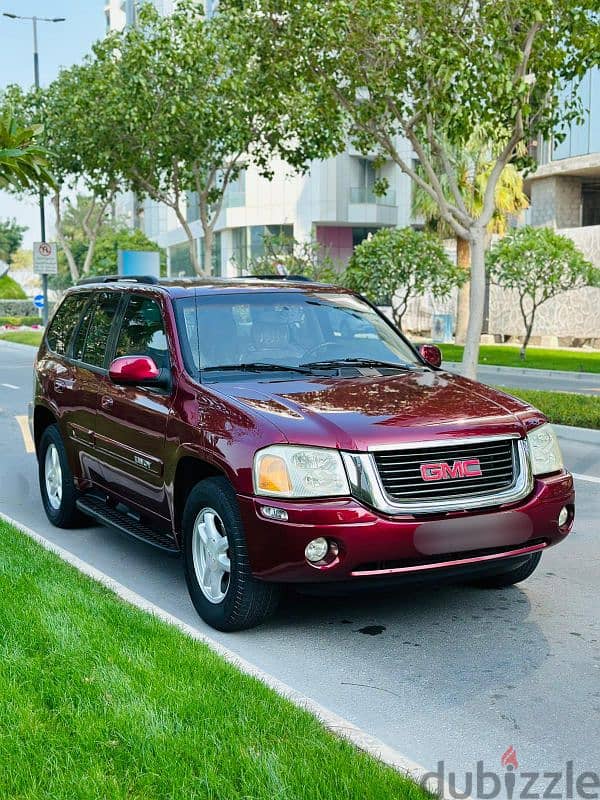 GMC Envoy 2005 Model. Very well maintained Jeep in excellent condition 3