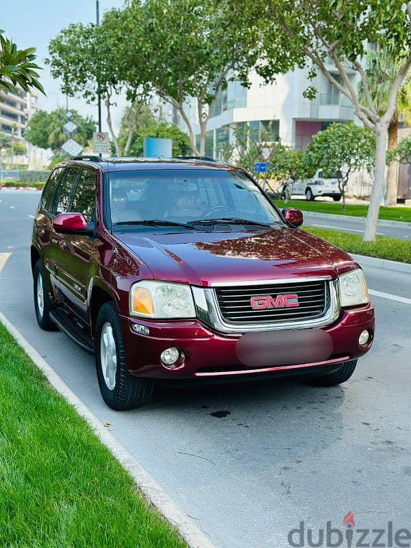 GMC Envoy 2005 Model. Very well maintained Jeep in excellent condition 12