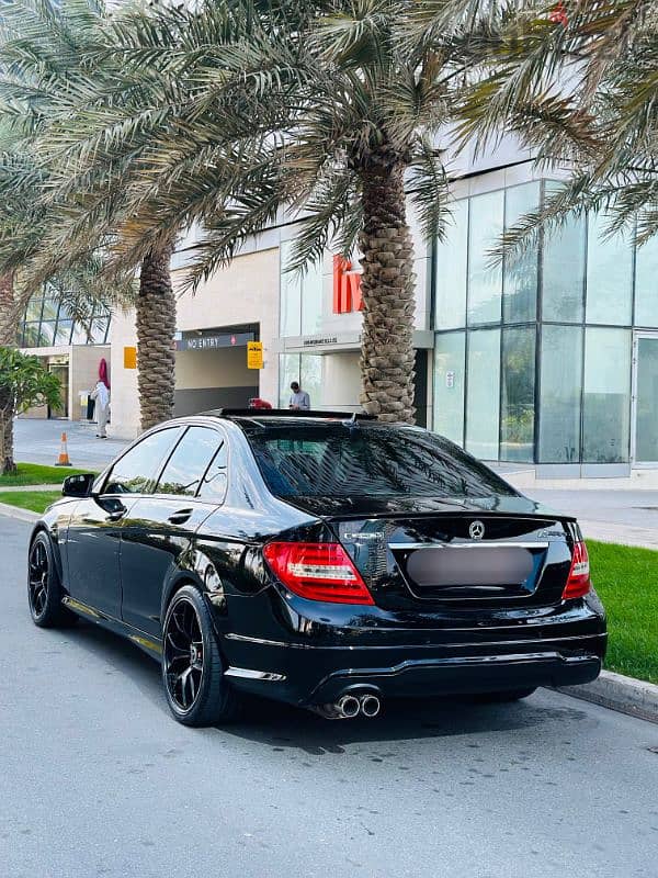 Mercedes-Benz C200 AMG Sports Limited 2013 Model. 12