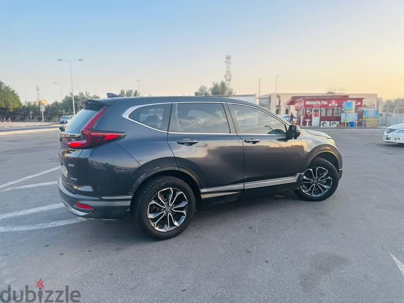 Honda CR-V 2020 Touring Full Option 3