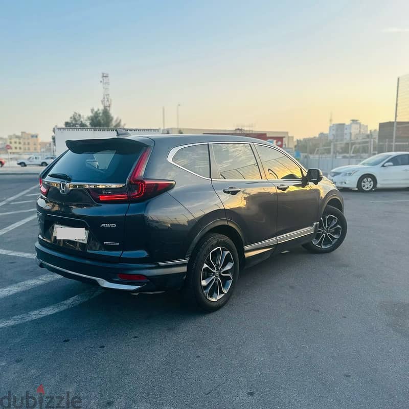 Honda CR-V 2020 Touring Full Option 4