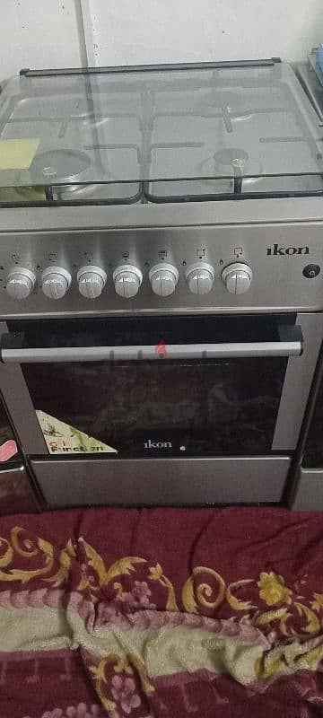 microwave oven good condition good working only 3 months use 1