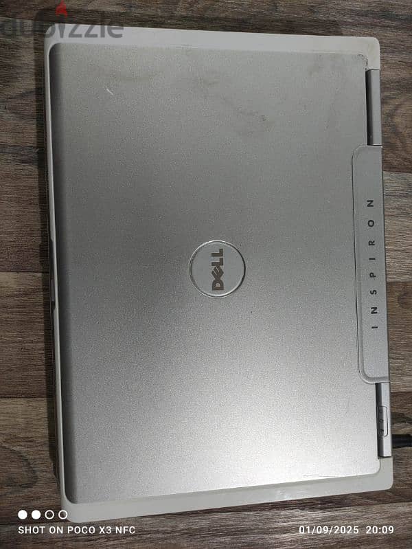 Dell Inspiron 1