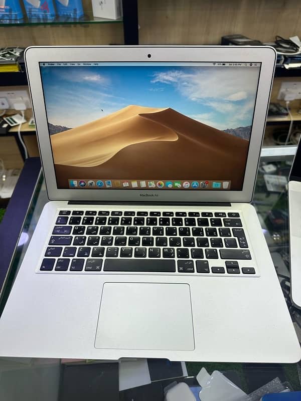 MacBook air13 inch 1