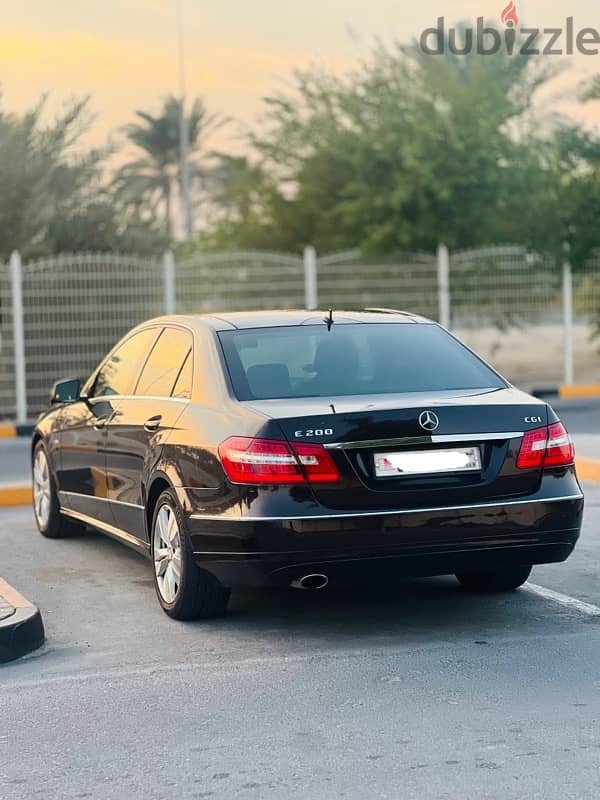 Mercedes-Benz E200 2010 MODEL SINGLE OWNER 6