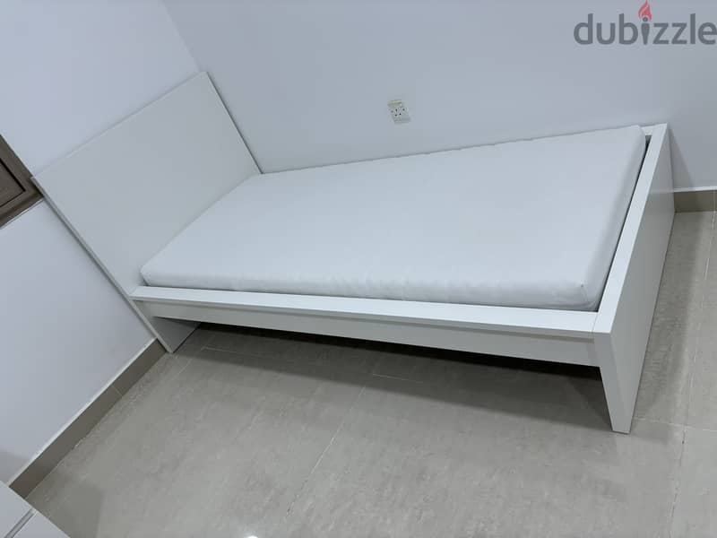 Single Bed Frame & Mattress 0