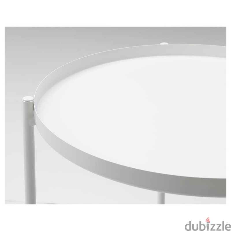 2 white tray tables/ round/ rectangle 13