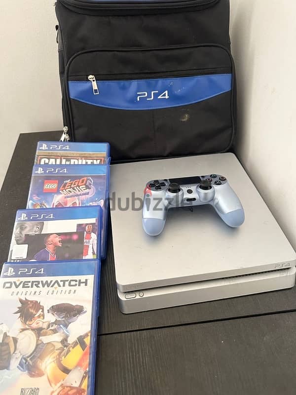 PlayStation 4  slim with 4 games 0