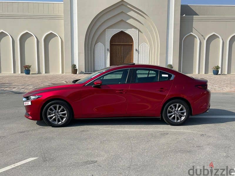 2022 model full option Mazda 3 2