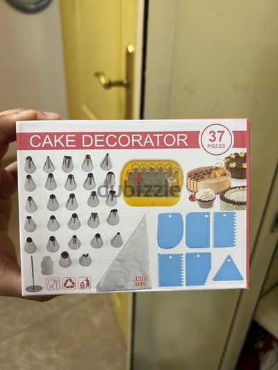 37 pcs cake decorator