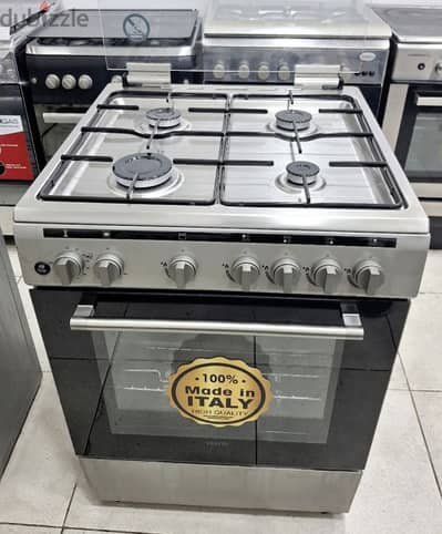 Italian 4 Burner 60x60 (Slightly Used) Excellent Working Condition