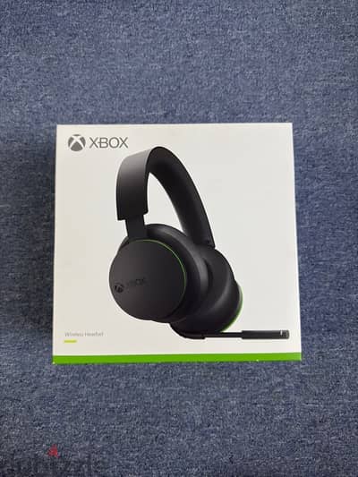 xbox official headset - new but box opened