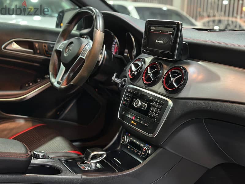 Mercedes-Benz GLA Class 2014 45 AMG 6