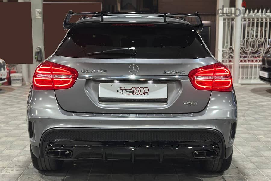 Mercedes-Benz GLA Class 2014 45 AMG 10