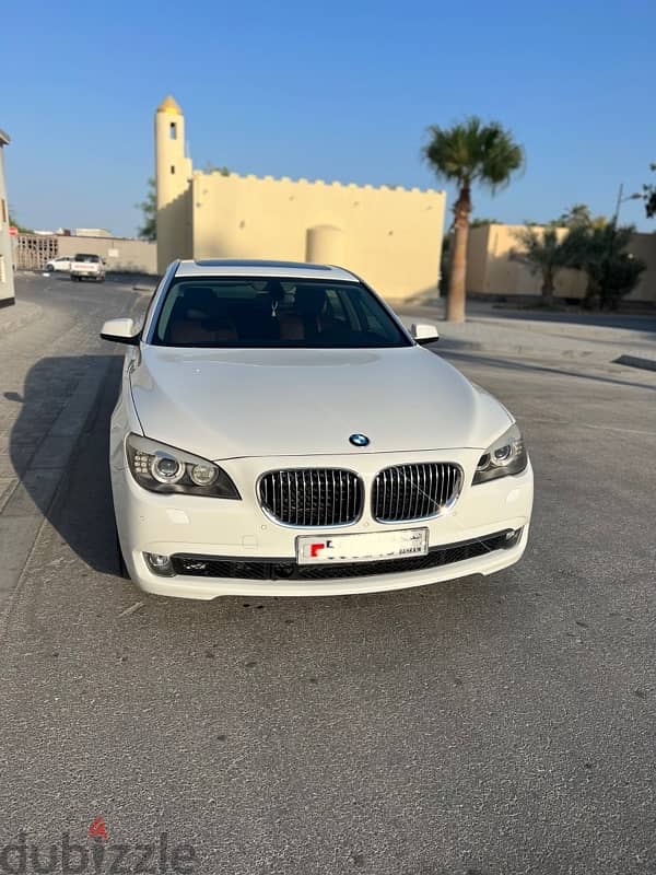 BMW 740 2012 0