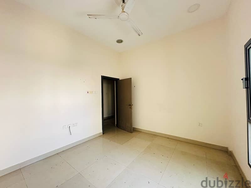 150 bd janbiyaha 2 bedroom Un furniture apartment 3