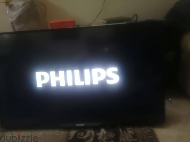 Led 44 inch with smart box led Philips brand 8