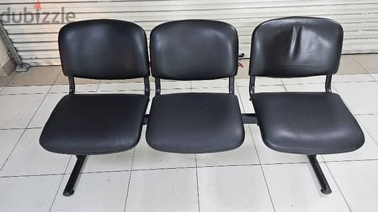 3 seater chair and excellent condition pickup from