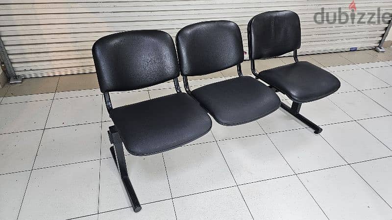 3 seater chair and excellent condition pickup from 1