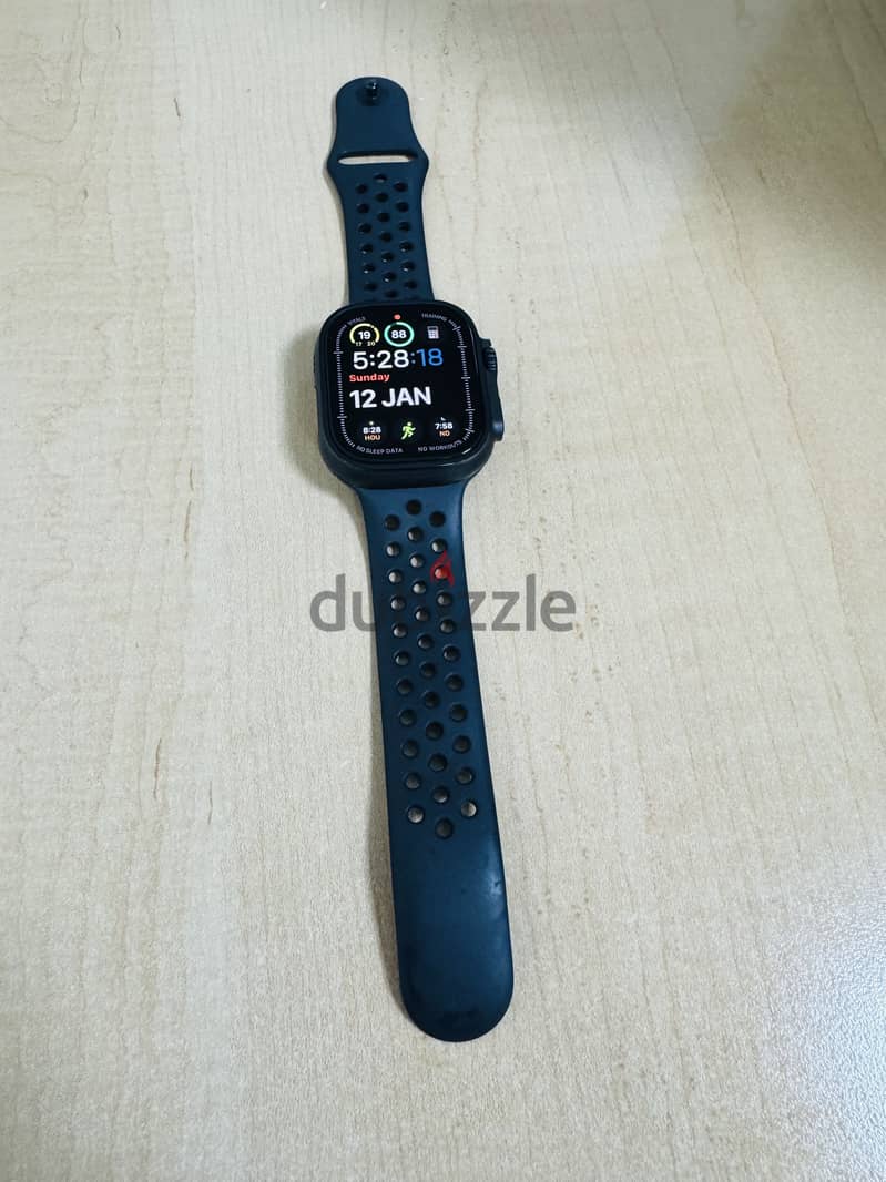 Apple Watch Ultra 2 Black 1