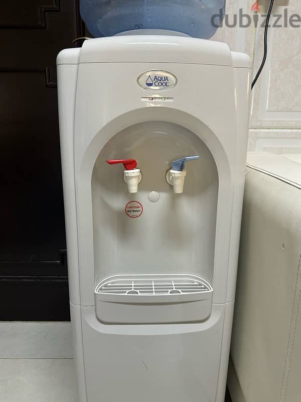 fridge and water dispenser 5