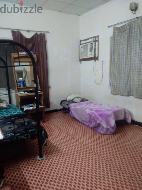 BED SPACE 30 BD WITH EWA BACHELOR ONLY 2