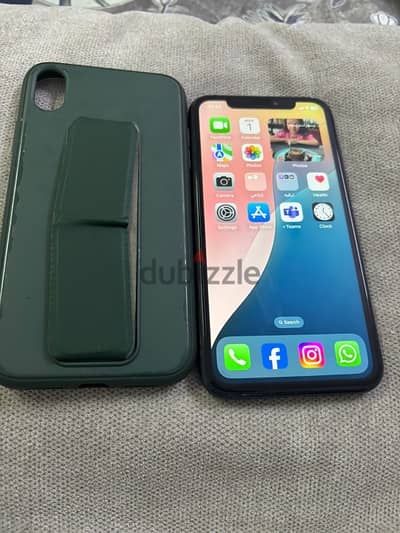 iphone xr  64 gb