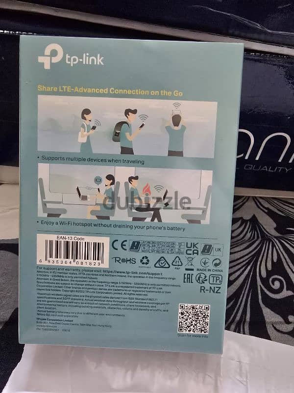 tp link LTE-Advance Mobile Wi-Fi 4G+ and mobile cover 1