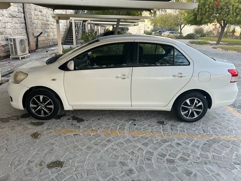 Toyota Yaris 2010 for Sale 8