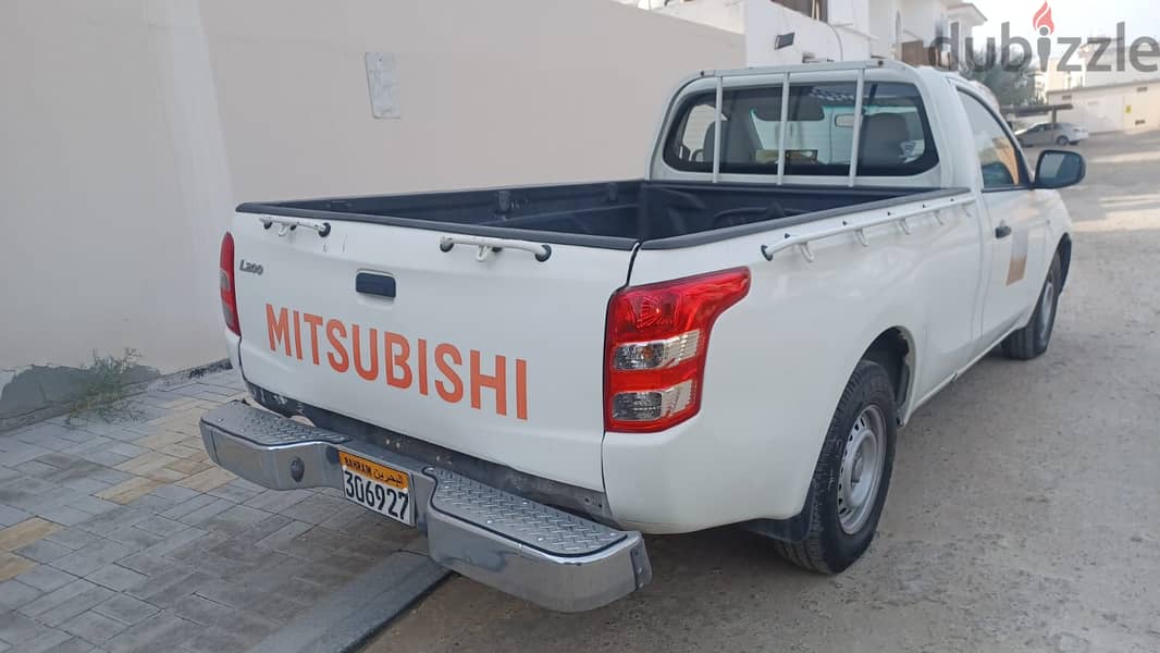 Mitsubishi L200 2016 1