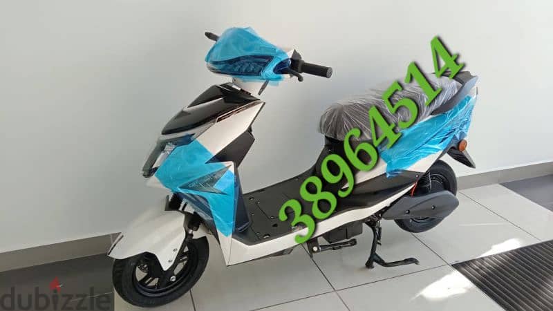 Electric scooter 25% ducunt just WhatsApp 5