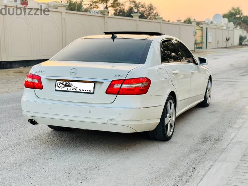 Mercedes-Benz E-Class 2011 E250 Panorama Roof 3