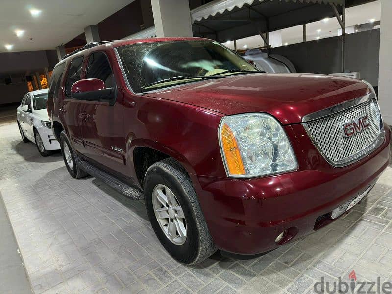 GMC Yukon 2010 1