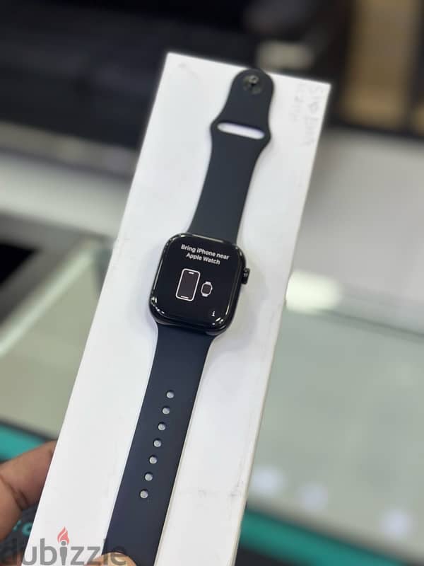 Apple Watch series10 42mm 11 month warranty 1