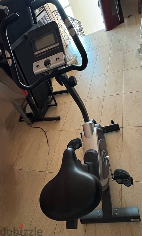 indoor cycling trainer/ exercise bike 3