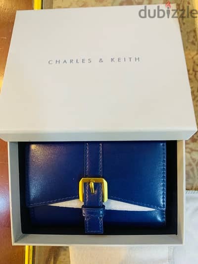 Brand new Branded Ladies wallet  (Charles and Keith) with box