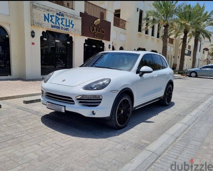 PORSCHE CAYENNE 2014 1