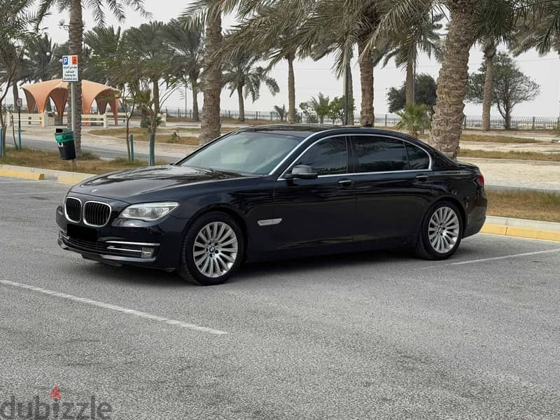 BMW 7-Series 2013 0