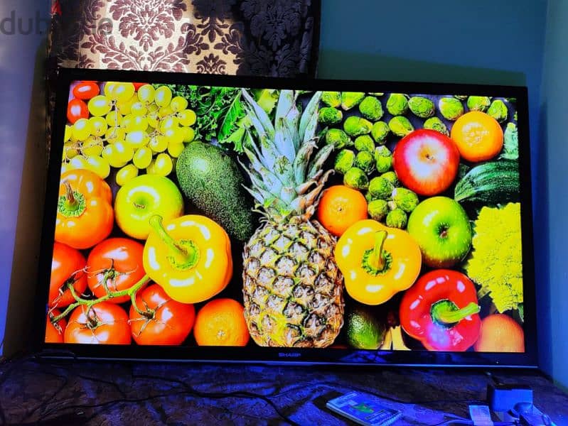 SHARP LED HD 50 INCH TV FOR SALE With smart Box 1