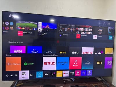 Samsung 70" inch 4K UHD Smart TV