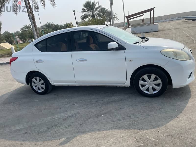 Nissan Sunny 2014 3