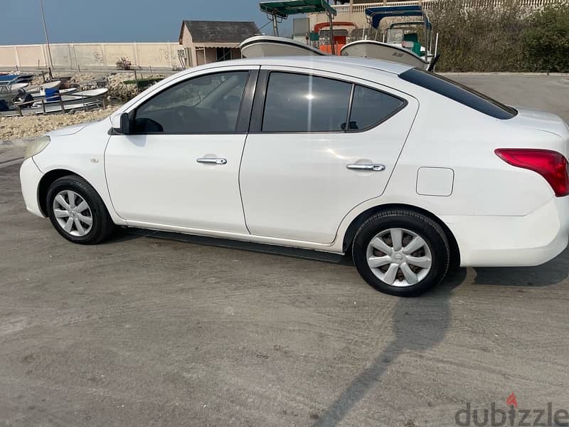 Nissan Sunny 2014 4