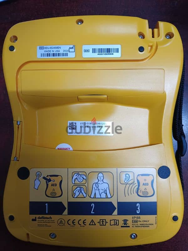 AED machine 1