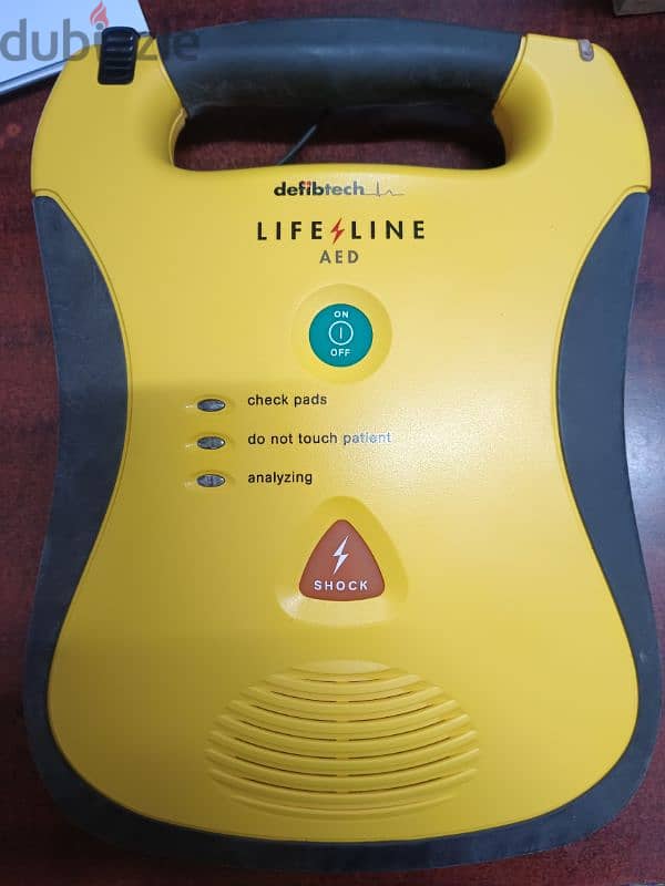 AED machine 3