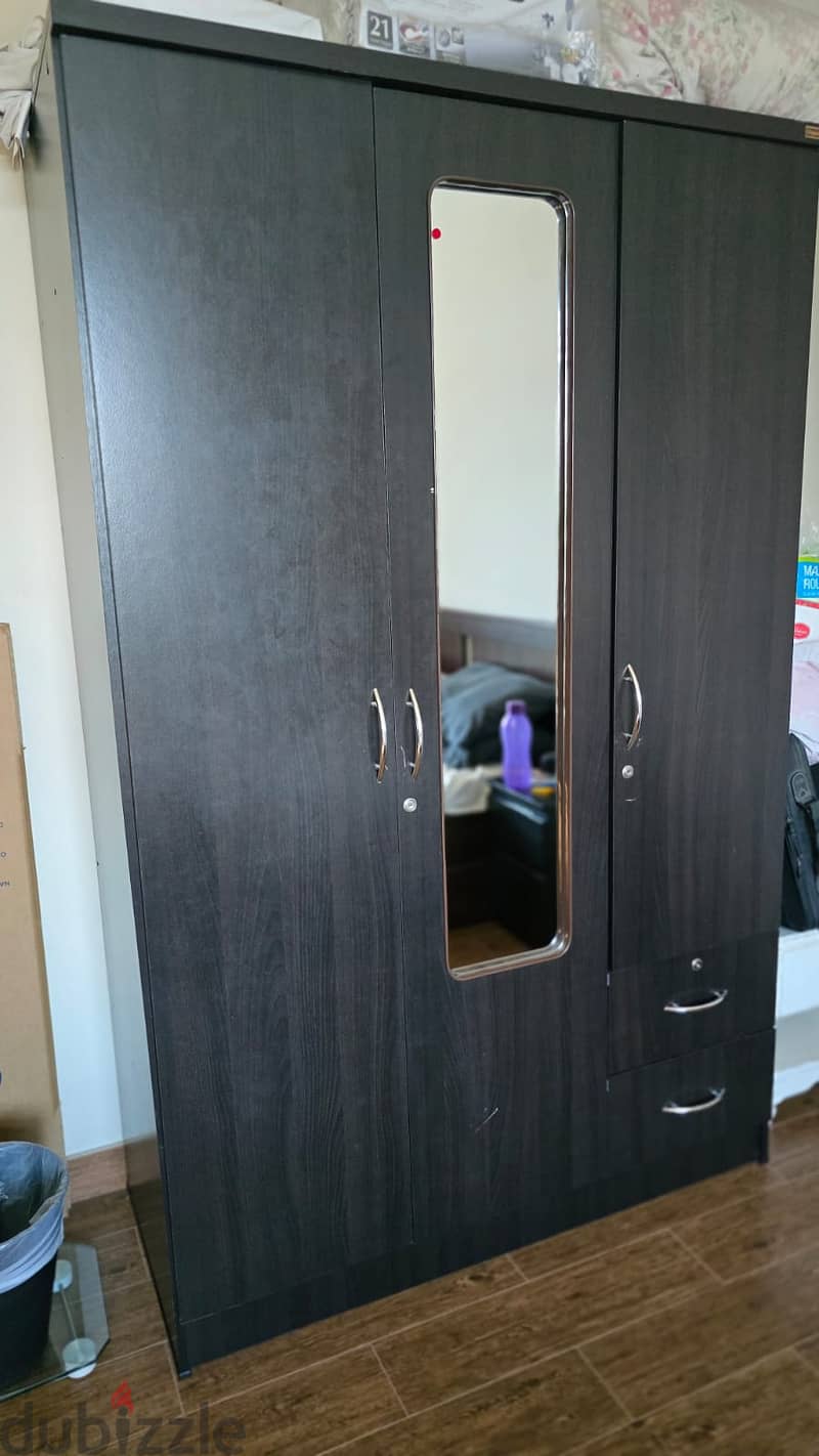 2 door cupboard with mirror and drawers in good condition 1