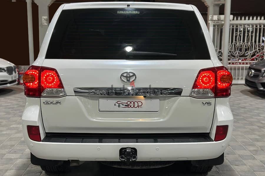 Toyota Land Cruiser 2012 GXR V6 10