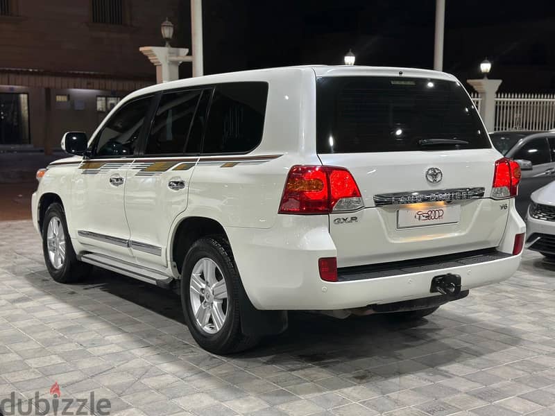 Toyota Land Cruiser 2012 GXR V6 11