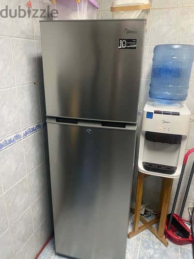 fridge for sale in good condition same like new