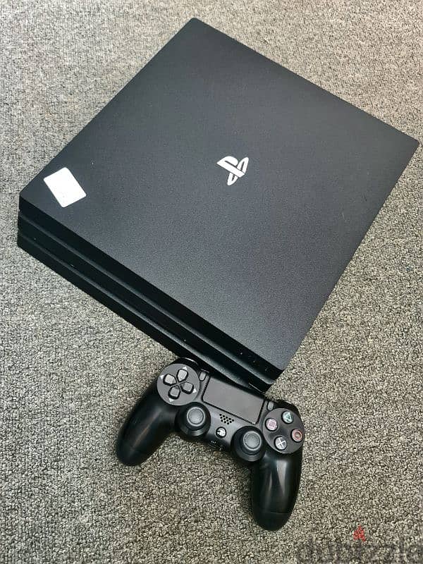 PlayStation 4 Pro 4k not open 1TB 0